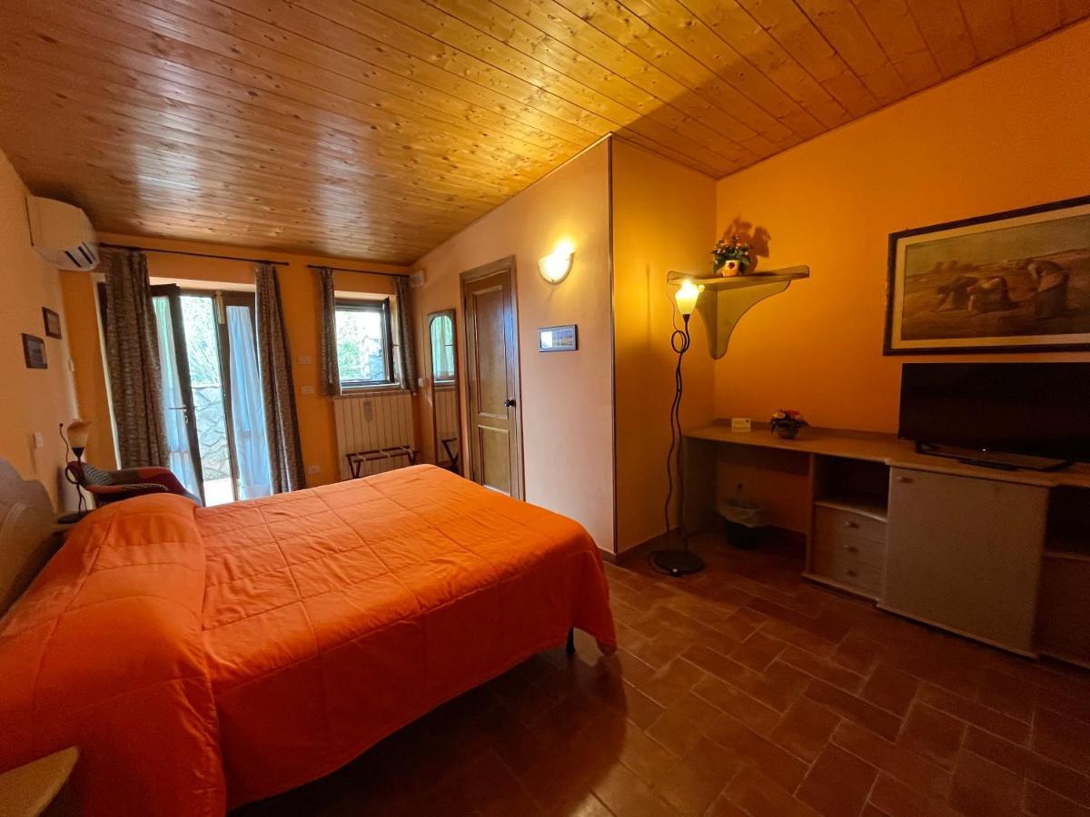 مونتيميرانو Agriturismo Poggio Del Drago المظهر الخارجي الصورة