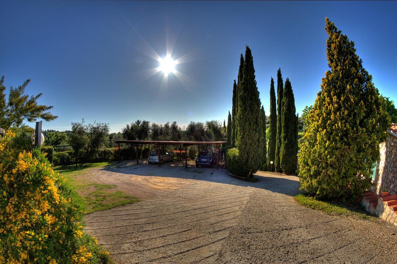 مونتيميرانو Agriturismo Poggio Del Drago المظهر الخارجي الصورة